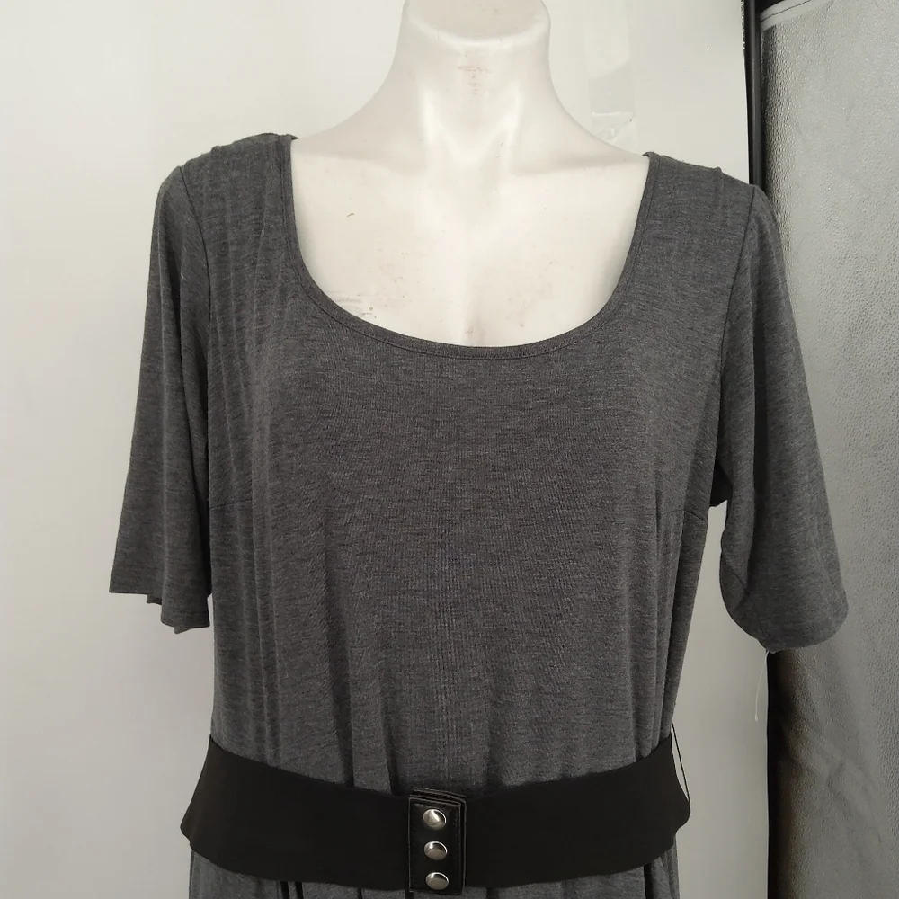 SIGNATURE BY ROBBIE BEE 20W SCOOP NECK ASYMMETRICAL MIDI DRESS - Picture 2 of 9